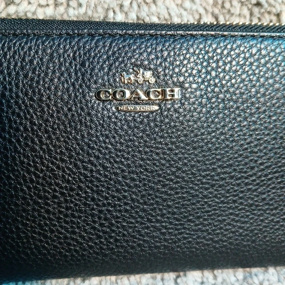Authentic Coach Black Pebbled Leather Zip Around Long Wallet Gold  Tone Hardware